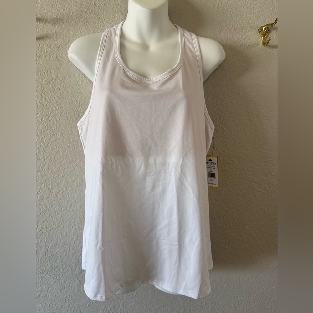 NWT EleVen Venus Williams Race Day Tank XXL White Racerback Tennis Shelf Bra
